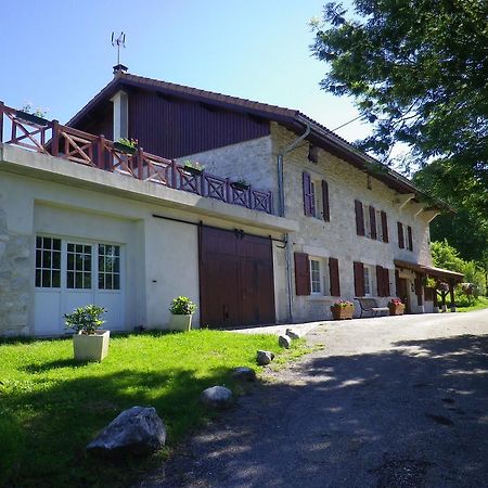 Chambre D'Hotes La Haie Fleurie Chevillard ภายนอก รูปภาพ