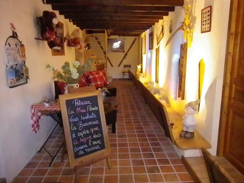 Chambre D'Hotes La Haie Fleurie Chevillard ภายนอก รูปภาพ